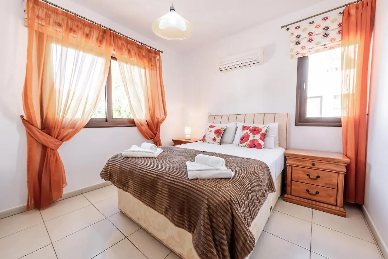 Sea Front Oceanus H2 By Ezoria Villas Ayia Napa