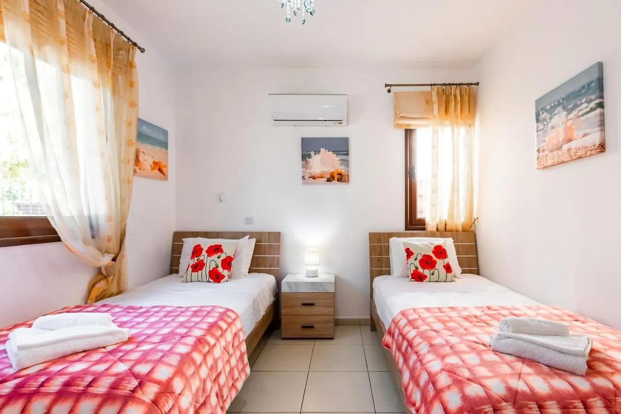 Sea Front Oceanus H2 By Ezoria Villas Ayia Napa 0*,